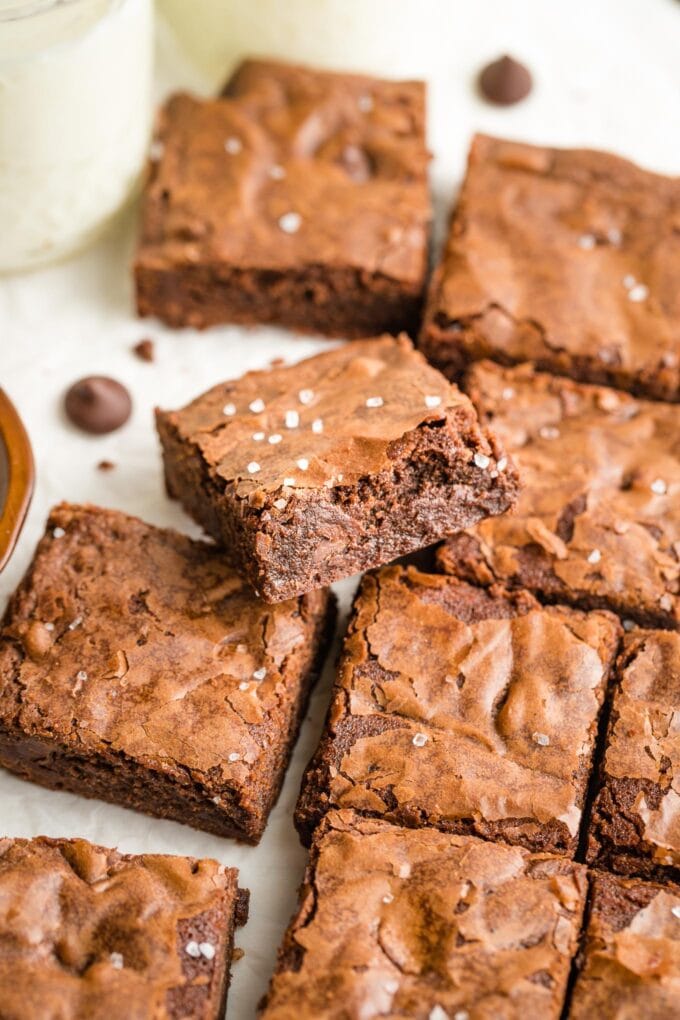 Close-up of cut chewy brownies.