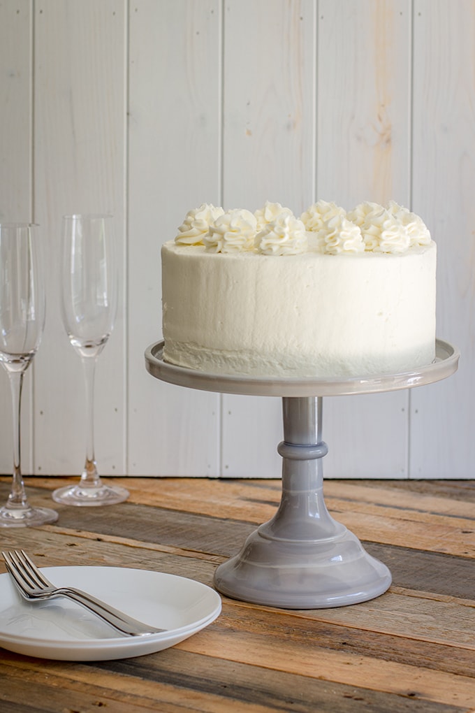 Champagne layer cake | Tender, sweet champagne-infused cake with champagne buttercream frosting, perfect for any celebration! #cake #champagne #engagement #newyears