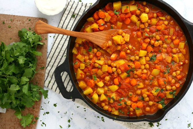 Moroccan chickpea stew - thelifejolie.com
