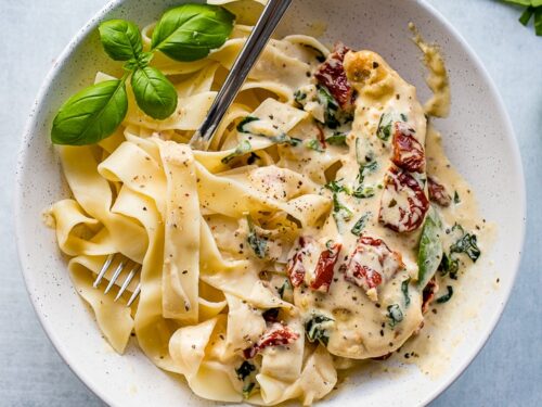 Creamy Tuscan Chicken With Spinach And Sun Dried Tomatoes