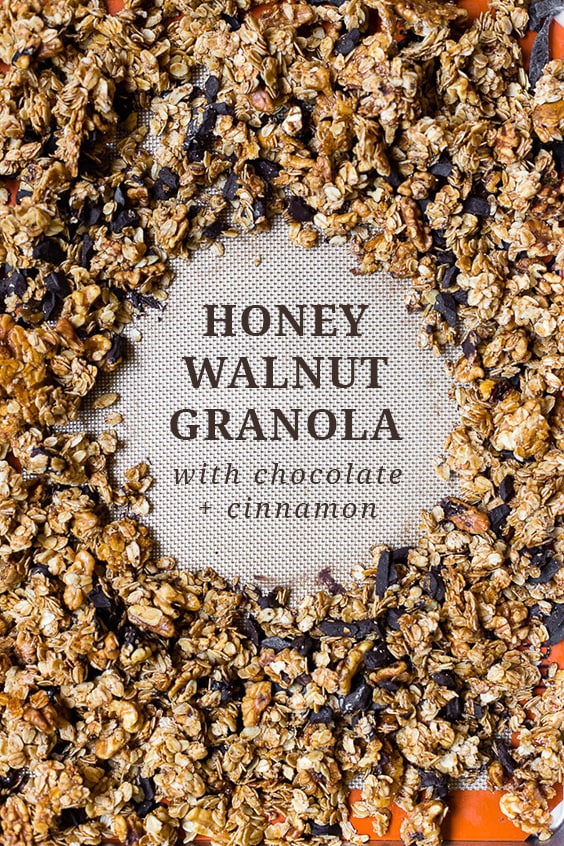 The best homemade granola recipe with honey and coconut oil, walnuts, chocolate, and a hint of cinnamon. Ready in just 30 minutes! #granola #breakfast #honey