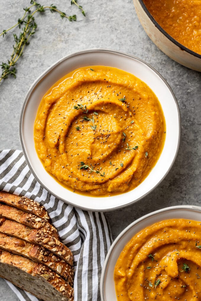 A bowl of roasted butternut squash soup.