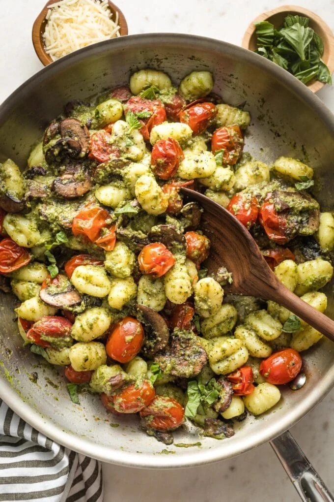 Easy Sheet Pan Pesto Gnocchi