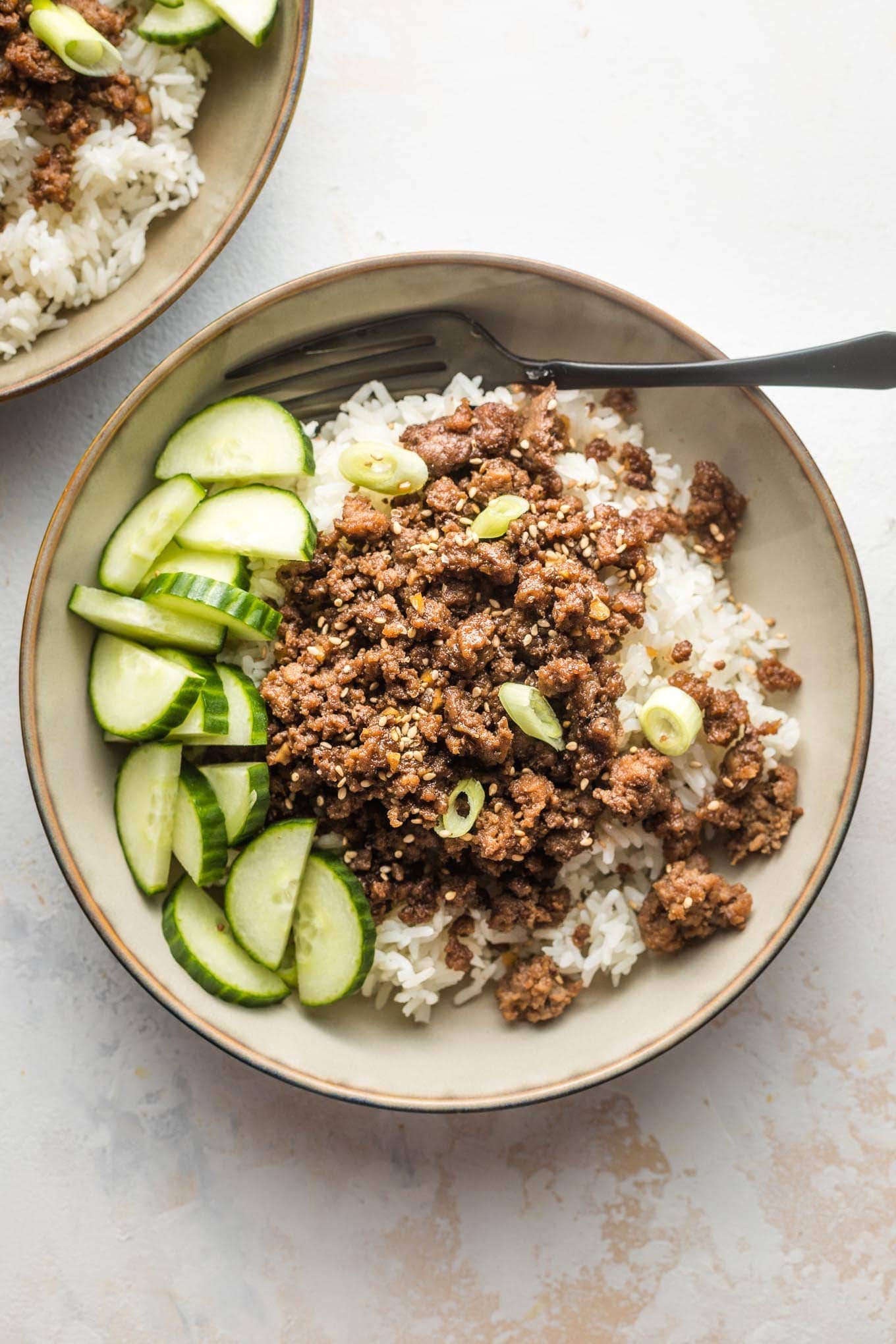 https://www.nourish-and-fete.com/wp-content/uploads/2020/08/korean-beef-bowls-2.jpg