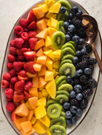 Oh so vibrant, this gorgeous Fruit Rainbow is an eye-catching yet simple way to jazz up basic fruit platters. Perfect for parties or brunch!