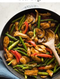 With tender bites of chicken, a rich sweet-and-savory sauce, and a medley of good-for-you veggies, this 25-minute Chicken Asparagus Stir Fry is a crave-inducing weeknight wonder. Best of all, it's quick and simple to make with easy-to-find ingredients.