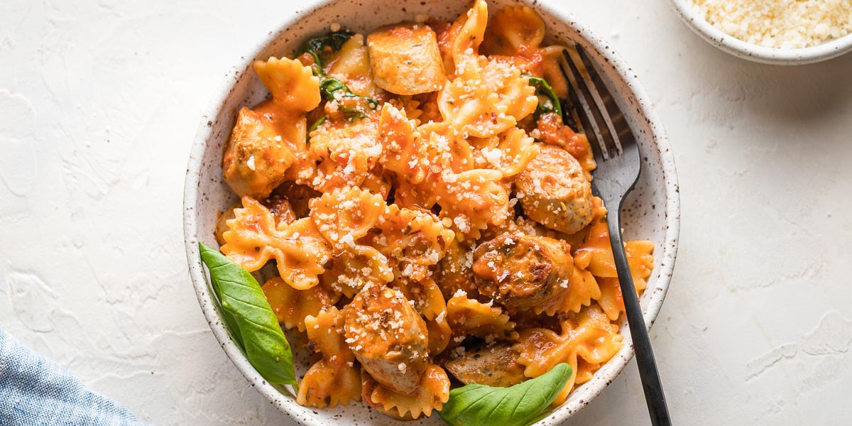 Italian Chicken Sausage Pasta (in 25 minutes) - Nourish and Fete