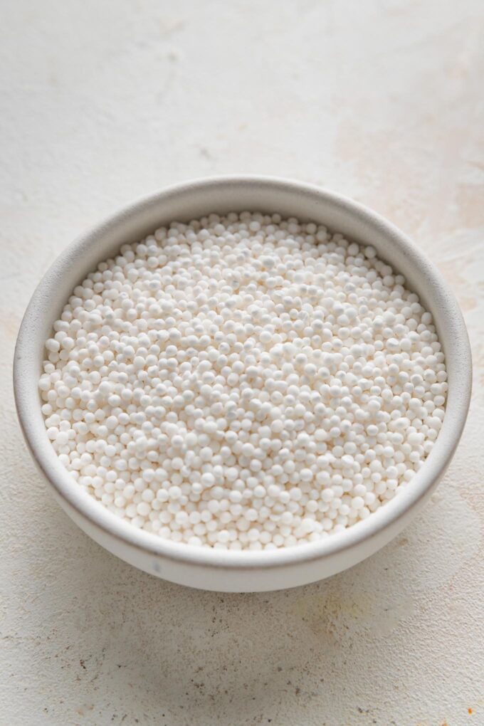 Small bowl full of tapioca pearls.